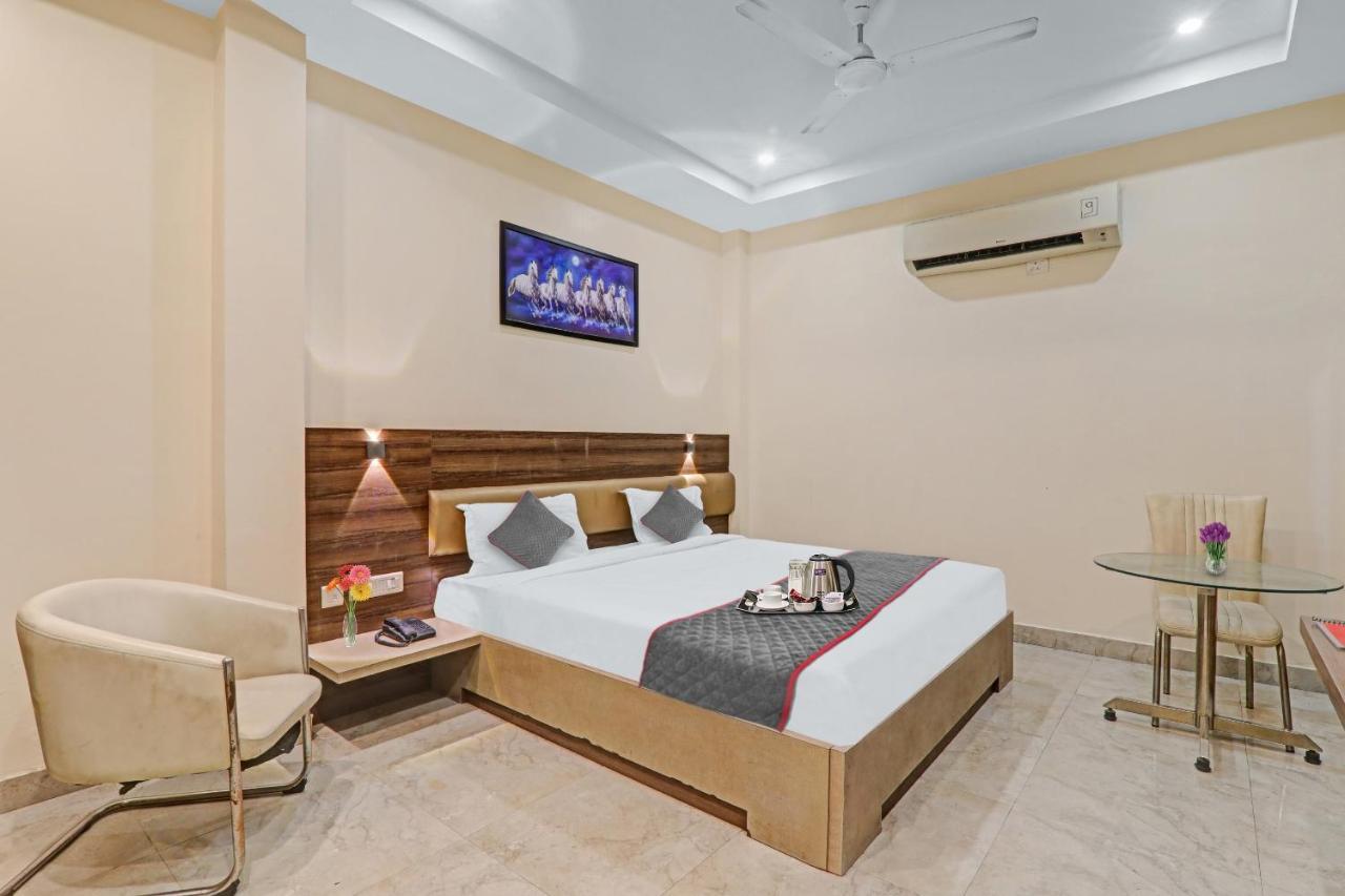 Townhouse 1150 Hotel Dayal Palace Chinhat Luaran gambar