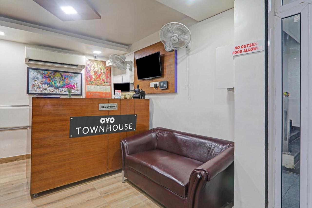 Townhouse 1150 Hotel Dayal Palace Chinhat Luaran gambar
